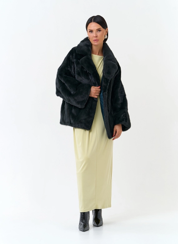 Женская шуба из меха норки с английским воротником фото