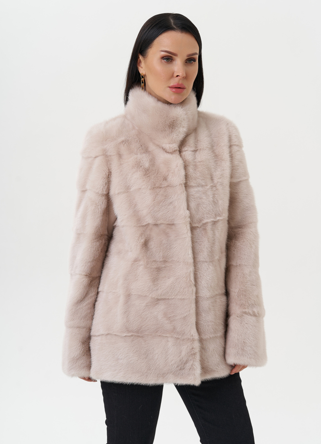 Светлая норковая шуба с воротником стойкой модель № 25399 универмаг малина