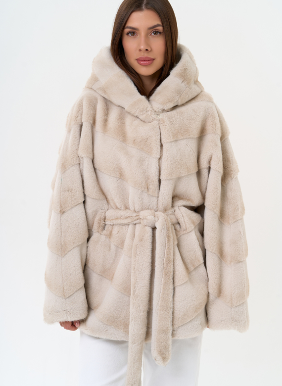 Женская шуба из эко меха с поясом