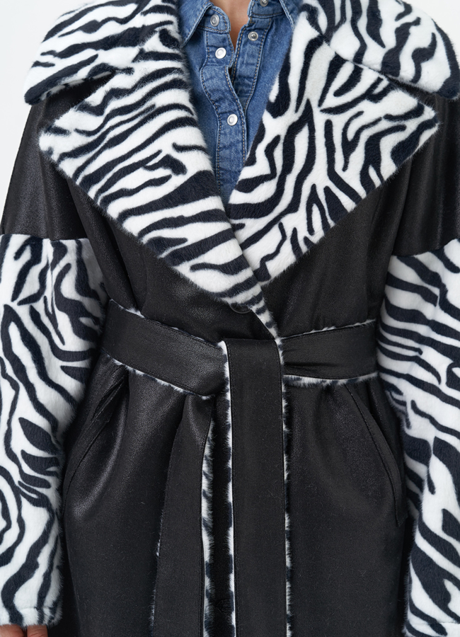 Двухстороннее пальто из эко замши с английским воротником модель № 29978 универмаг малина