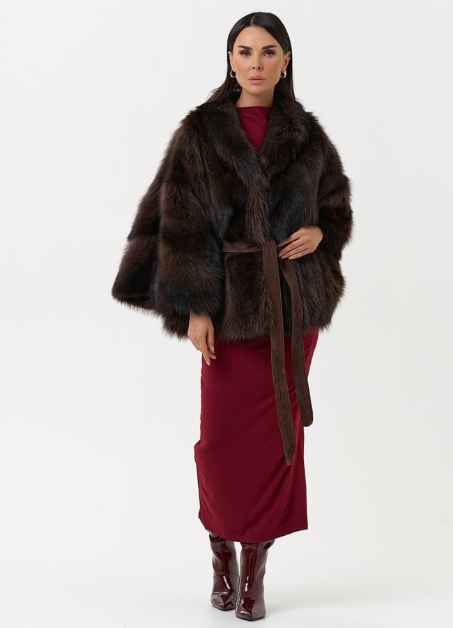 Женская шуба из меха канадского енота модель № 31086 универмаг малина