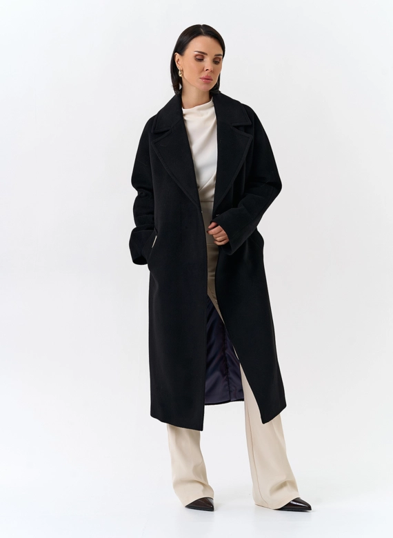 Женское пальто с английским воротником фото