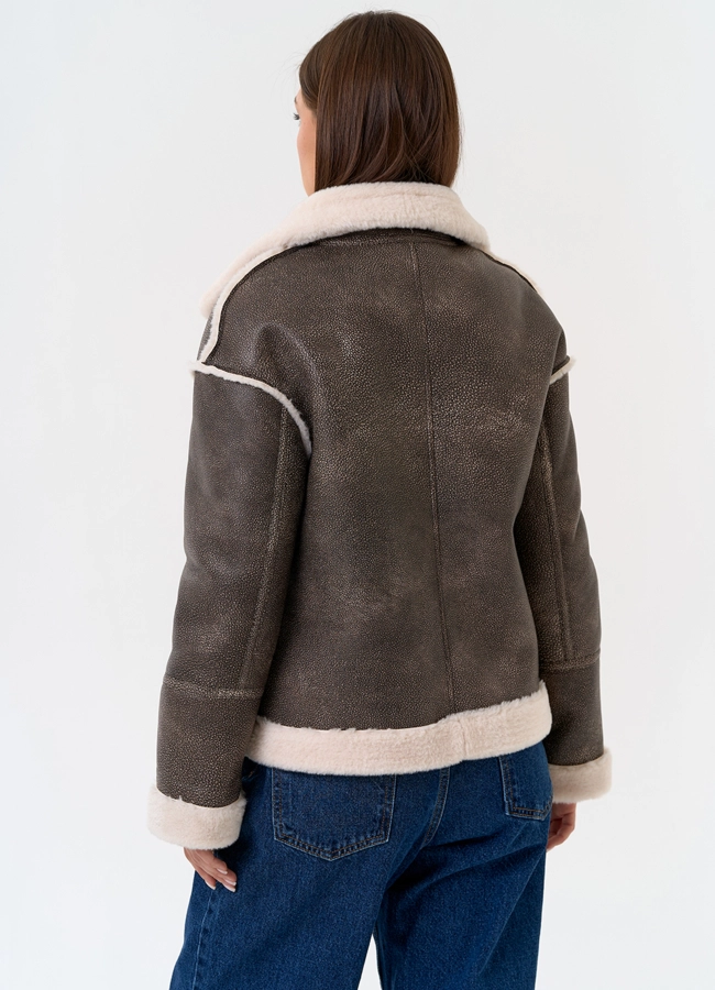 фото Женская короткая дубленка из эко замши модель № 31316