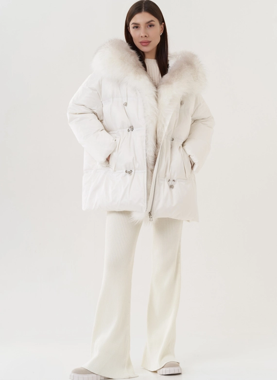 Пуховик женский с капюшоном 