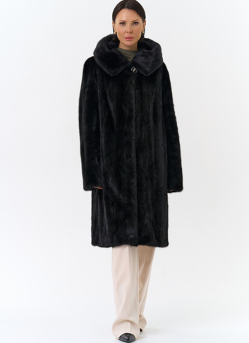 Черная норковая шуба с капюшоном