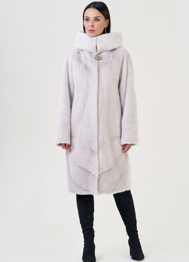 Светлая шуба из норки с капюшоном модель № 25817 меха малина