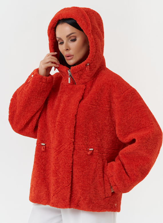 Куртка из эко меха с капюшоном