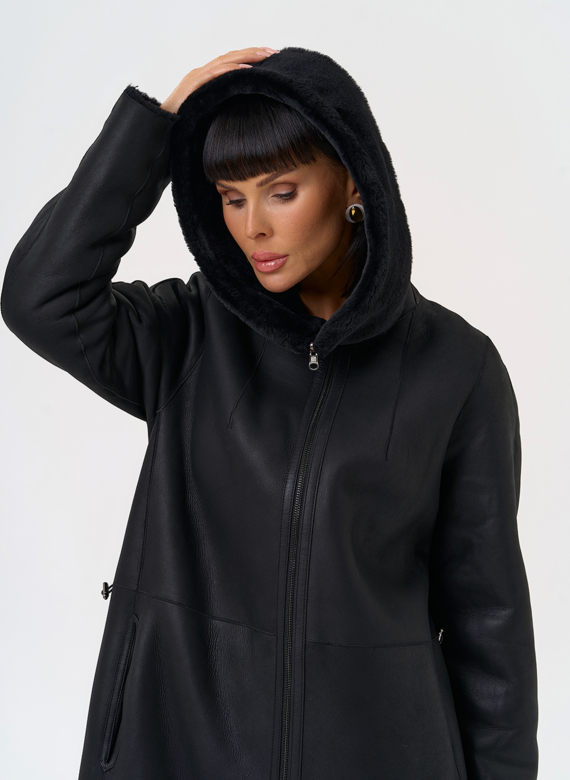 Натуральная двухсторонняя дубленка с капюшоном