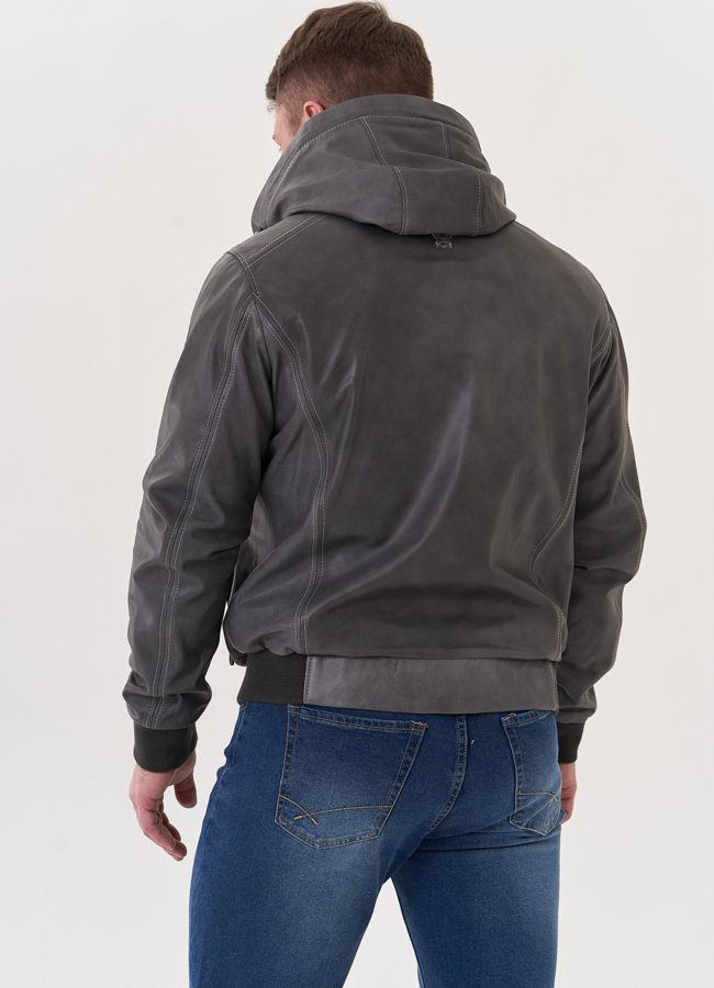 Мужская кожаная куртка 